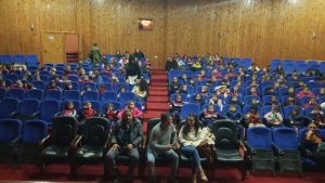 Belediye, Çatalköy ile Esentepe ilkokulu öğrencilerine yönelik sinema filmi gösterimi gerçekleştirdi.